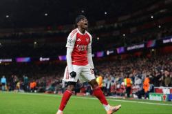 阿森纳3-1逆转拜(bài)仁，凯恩隱(yǐn)身諾(nuò)伊(yī)尔失误，枪手豪取欧冠五(wǔ)连胜