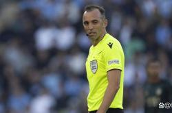 那不勒斯欧冠(guān)关键战，欧足联的裁判(pàn)人(rén)選(xuǎn)有点意思(sī)