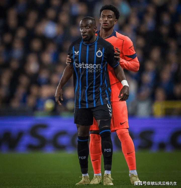 欧冠又爆冷门！三度落后三度扳平，巴塞罗那3-3惨遭布鲁日逼平