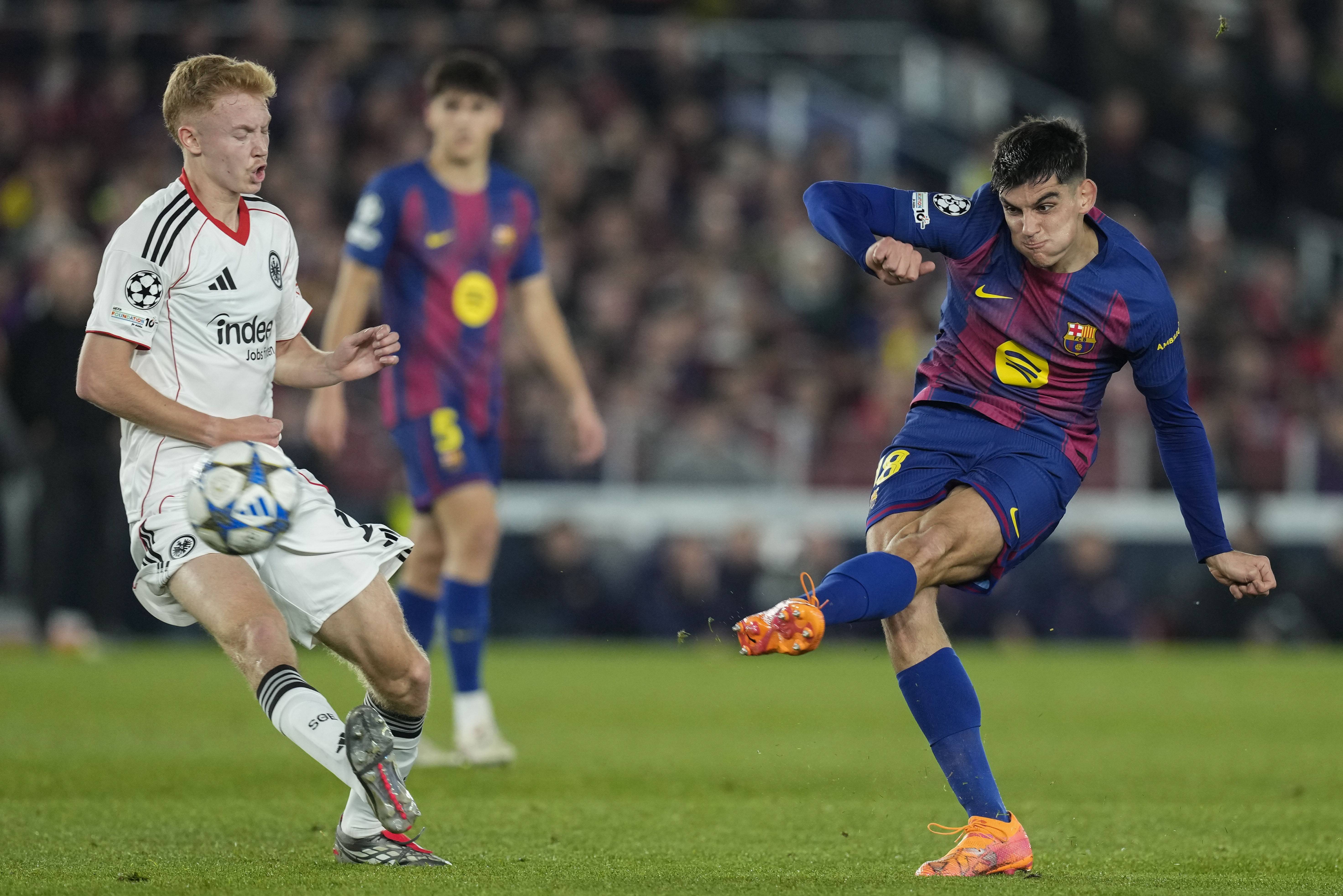 （外代二线）足球——欧冠联赛：巴萨胜法兰克福