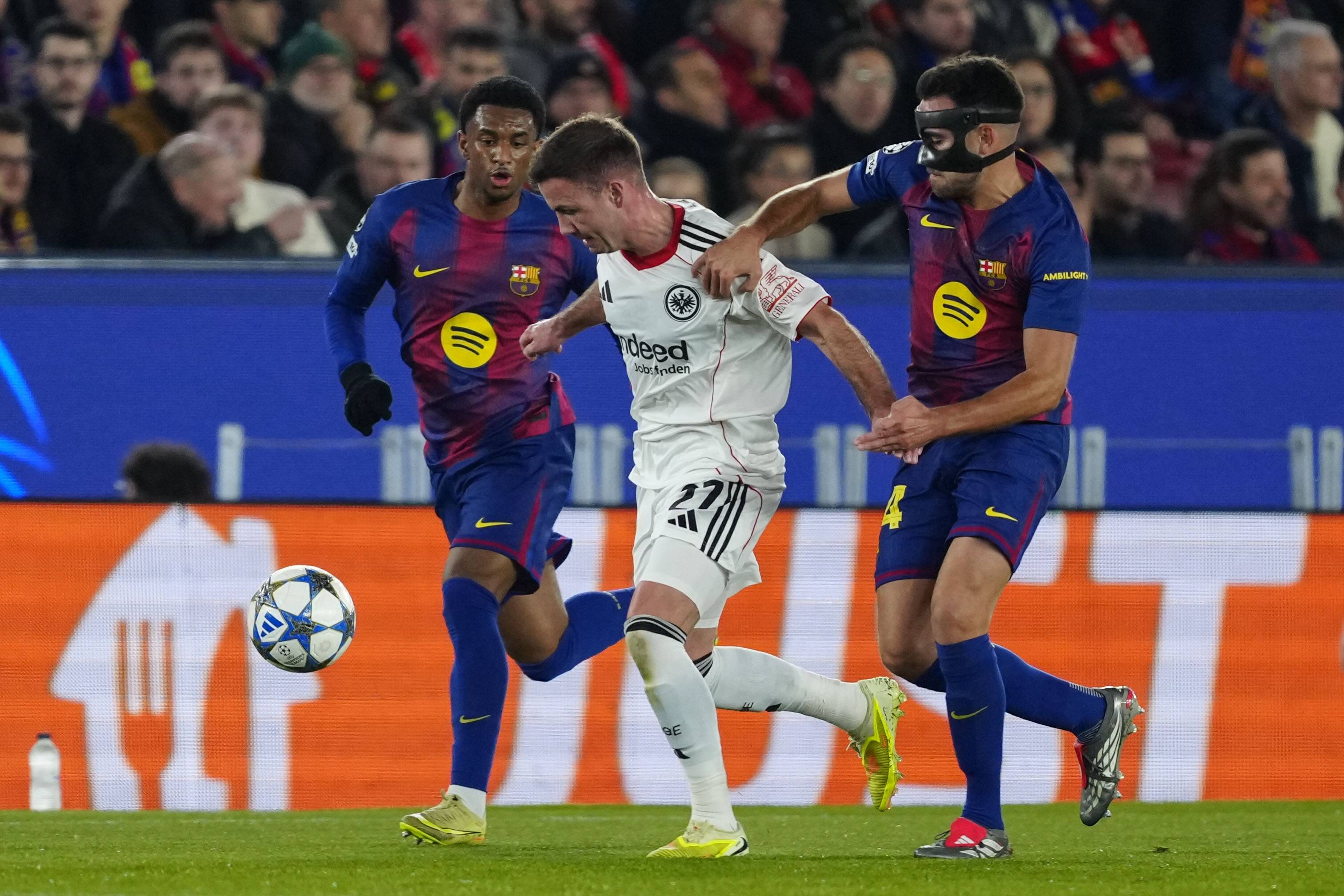 （外代二线）足球——欧冠联赛：巴萨胜法兰克福