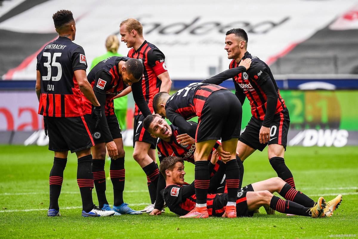 伤病与战意交织的欧冠关键战