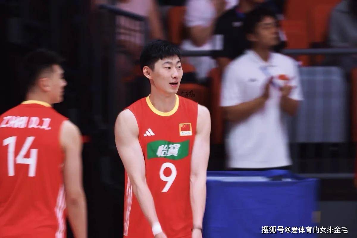 中国男排暴力副攻被爆出国！加盟葡萄牙冠军球队，可打欧冠