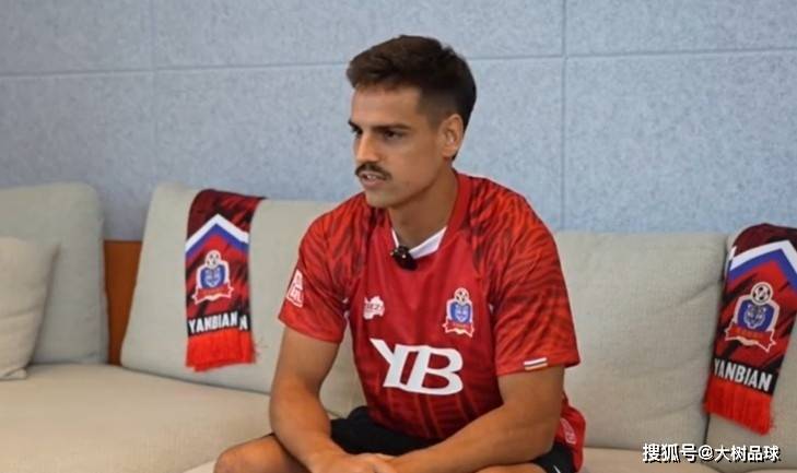 大鱼！中甲球队报价欧冠球队前锋：28岁1米9，欧冠11场1球