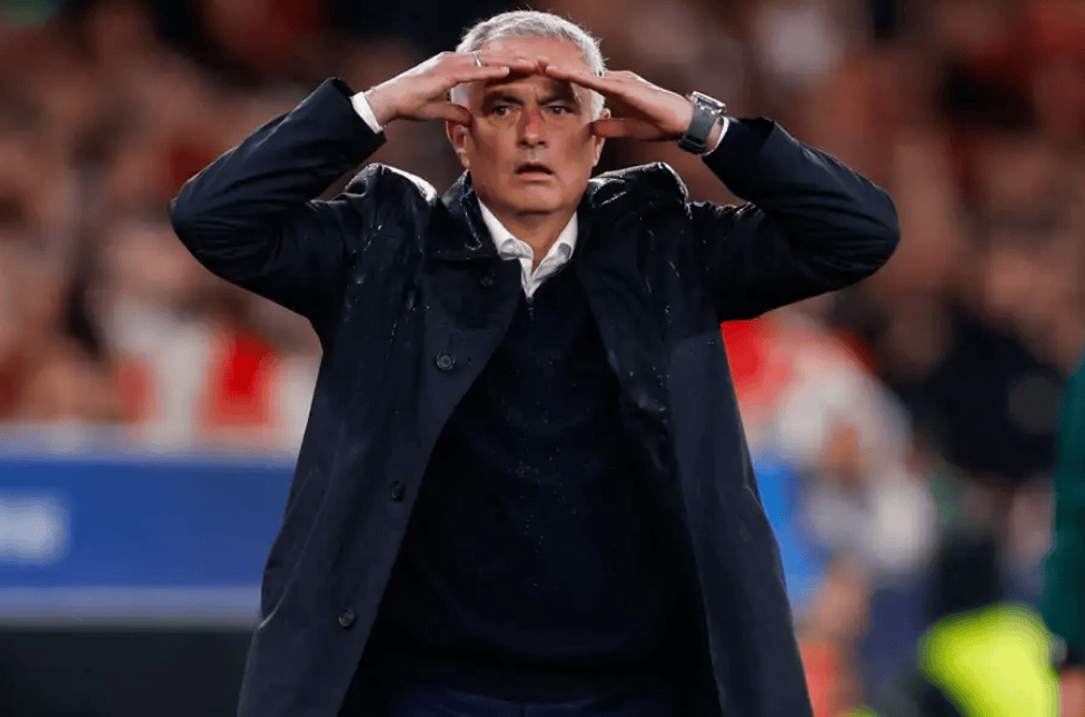 穆帅有望带领本菲卡，取得欧冠首胜；阿贾克斯是欧冠防守最差球队