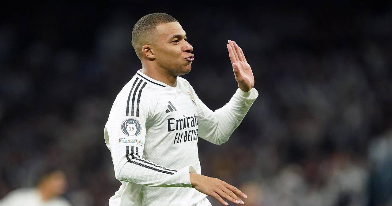 姆巴佩领衔！欧冠第二轮最佳阵容，凯恩落选，德布劳内在列